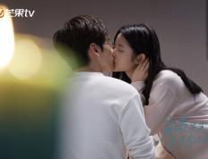 世俱杯决赛-突尼斯防守锁死巴拉圭，阿圭罗稳定输出不掉线—足球赛场上的攻守之道