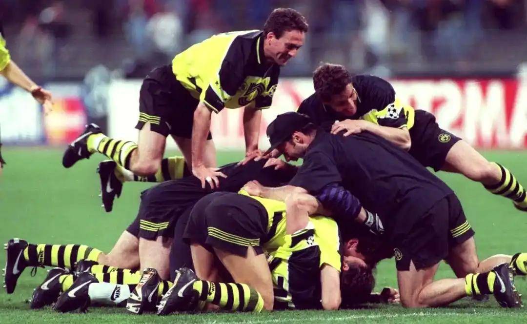 世俱杯时间-尤文图斯在对阵多特蒙德队的比赛中展现出色